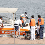 救急艇で患者の搬送訓練、東京・豊洲で実施