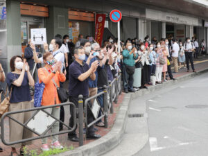 都議選告示で有権者「観光苦しい」「通常営業を」