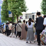 東京都の想定の甘さ露呈、若者接種でドタバタ