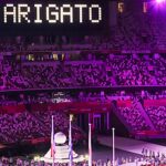 東京五輪が終わり、表示された「ARIGATO」の文字＝8日、国立競技場