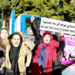 タリバン政権、女子中等教育以上も「解禁」