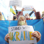 「戦争反対」「平和を」在日ウクライナ人がデモ