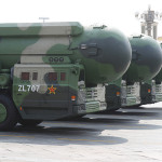 ２０１９年１０月１日、中国・北京の建国７０周年記念軍事パレードで公開された新型大陸間弾道ミサイル（ＩＣＢＭ）「東風４１」（ＥＰＡ時事）