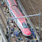 東北新幹線、復旧作業完了に少なくとも２週間