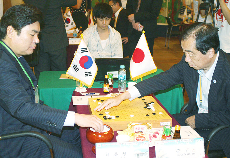 日韓議員、11年ぶりソウルで囲碁の親善交流