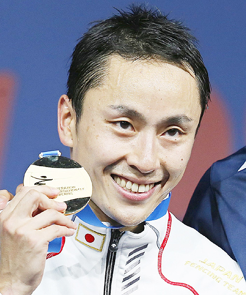 世界フェンシングで太田雄貴が金メダル