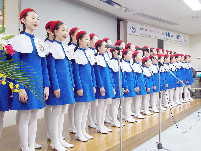 韓半島の統一を願い、15年ぶりに文化交流